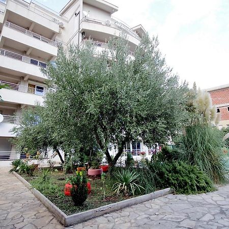 Blue Sky Apartment Petrovac Eksteriør bilde